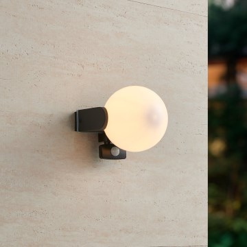 Eglo 99573 - Välisseinavalgusti anduriga RUBIO 1xE27/15W/230V IP44