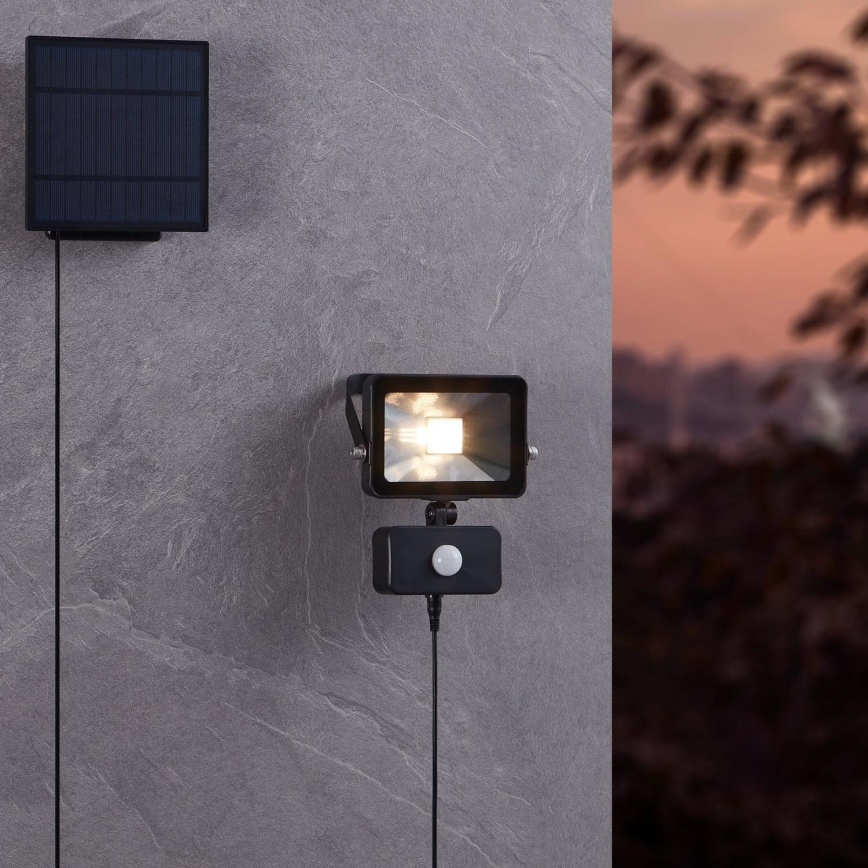 Eglo - LED Päikesepaneeliga prožektor koos anduriga 15xLED/0,03W/3,7V 2600 mAh IP44