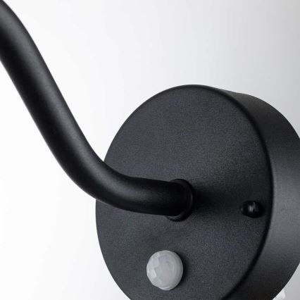 Elstead - Välisseinavalgusti anduriga KLAMPENBORG 1xE27/60W/230V IP44
