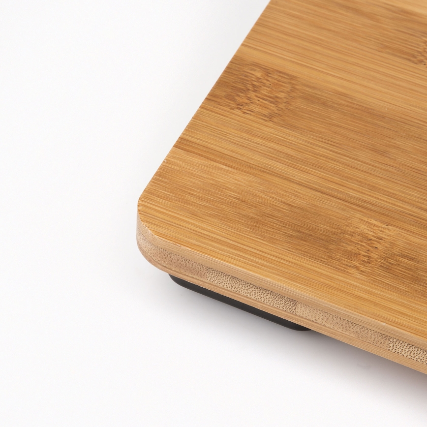 G3Ferrari G30042 - Digitaalne personaalkaal 2×AAA bambusest