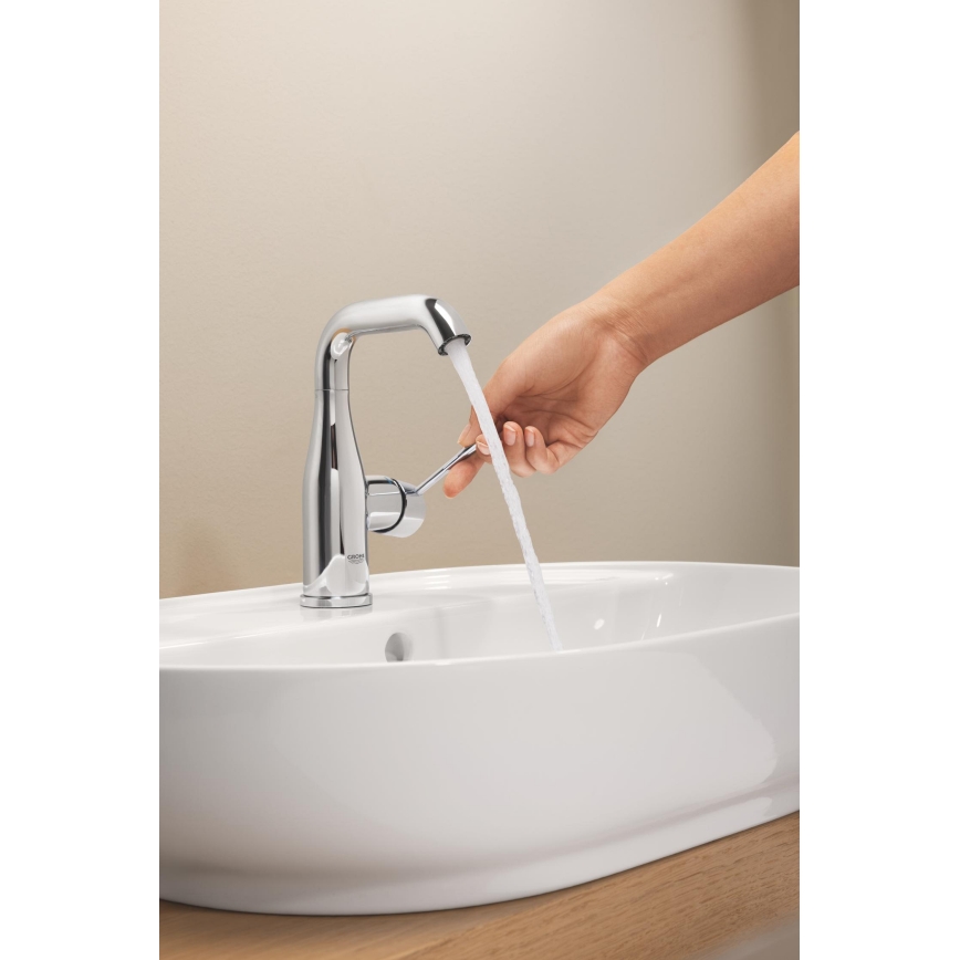 GROHE 23463001 - ESSENCE valamu segisti, M-suurus, läikiv kroomviimistlus