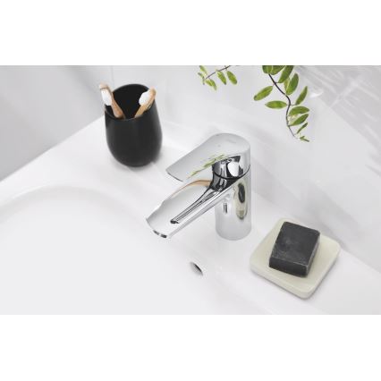 GROHE 24323001 - Valamusegisti SWIFT DN 15 läikiv kroom