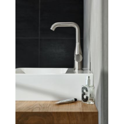 GROHE 32628DC1 - ESSENCE valamu segisti, suurus L, roostevabast terasest