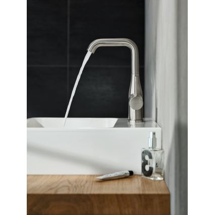 GROHE 32628DC1 - ESSENCE valamu segisti, suurus L, roostevabast terasest