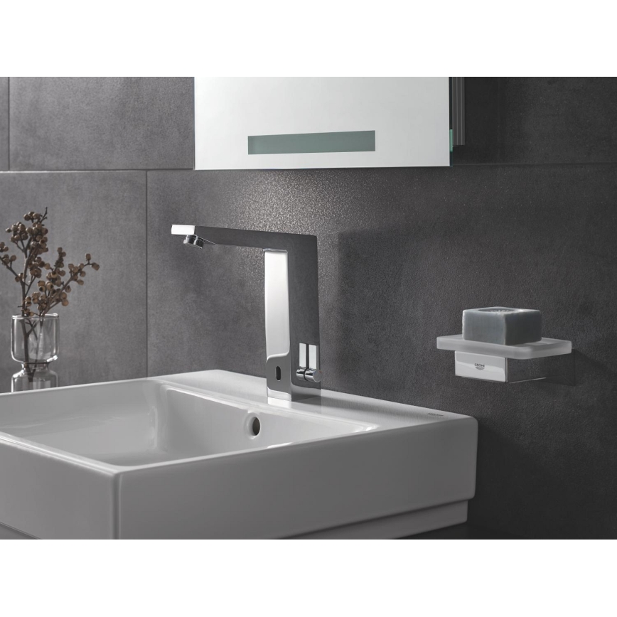 GROHE 36440000 - Infrapunaanduriga elektrooniline valamusegisti EUROCUBE E DN 15 kroom