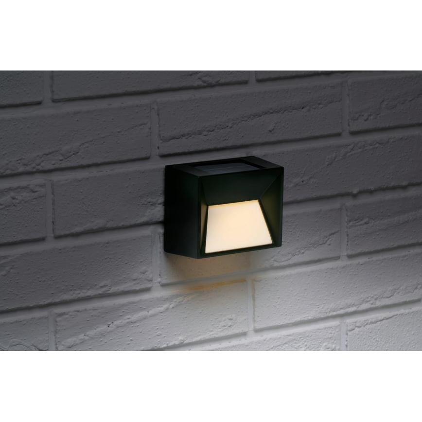 Grundig - LED-päikesepaneeliga seinavalgusti LED/3,7V 500 mAh IP44