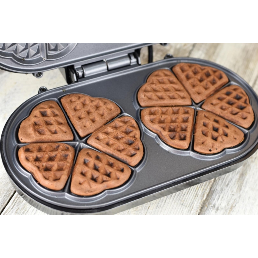 Heinner HWF-1000CR - Vahvlimasin 1000W/230V must/roosakuldne