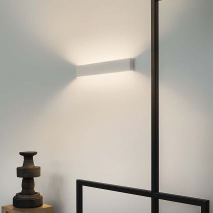 Ideal Lux - LED Seinavalgusti DELTA LED/19,5W/230V 4000K 61 cm CRI 90 valge