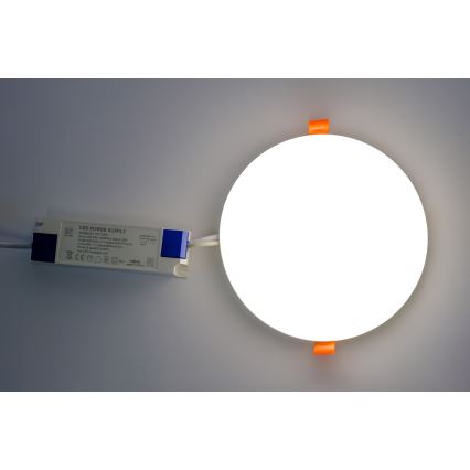 LED Süvistatav vannitoavalgusti LED/24W/230V 2700-6500K IP44 ümmargune