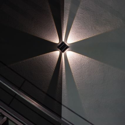 LED Päikesepaneeliga seinavalgusti koos anduriga LED/2W/5V IP54
