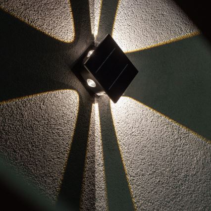 LED Päikesepaneeliga seinavalgusti koos anduriga LED/2W/5V IP54