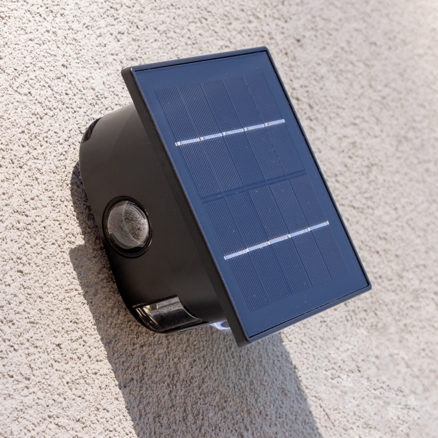 LED Päikesepaneeliga seinavalgusti koos anduriga LED/2W/5V IP54