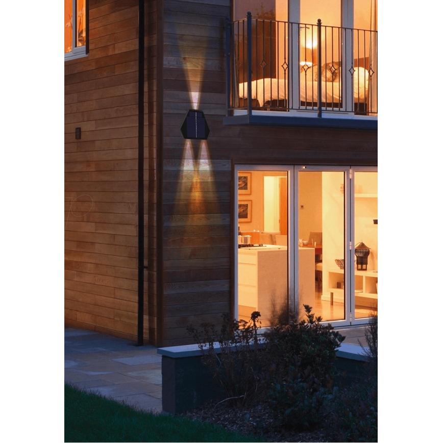 LED päikeseenergia seinavalgusti anduriga LED/2W/5V IP54 1300 mAh