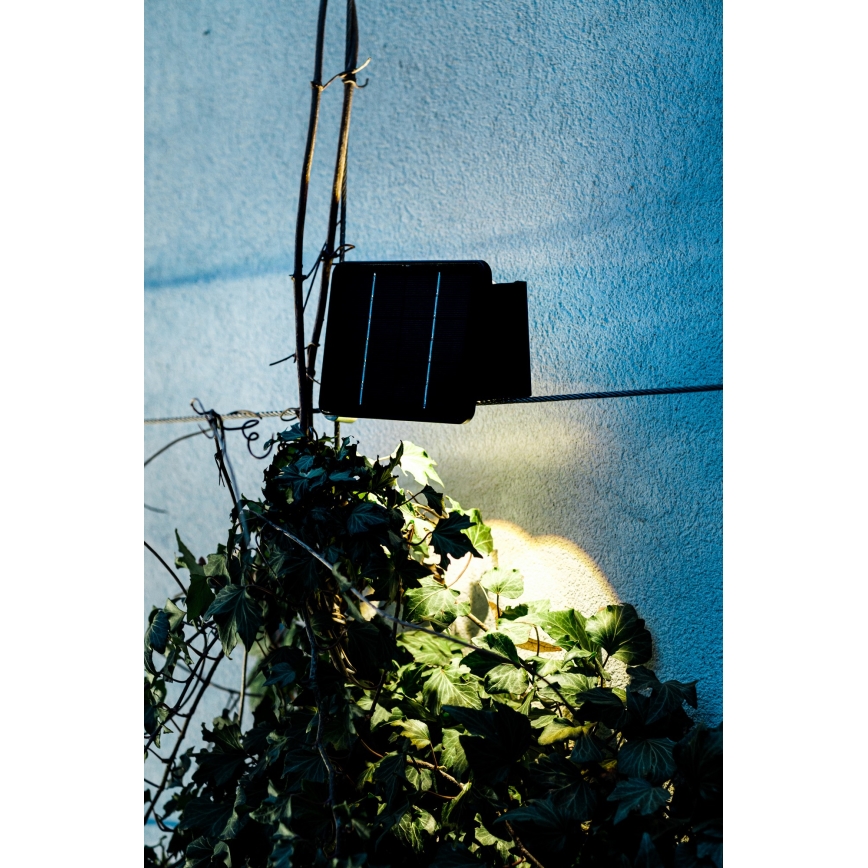 LED Päikesepaneeliga seinavalgusti koos anduriga LED/2W/5V IP54