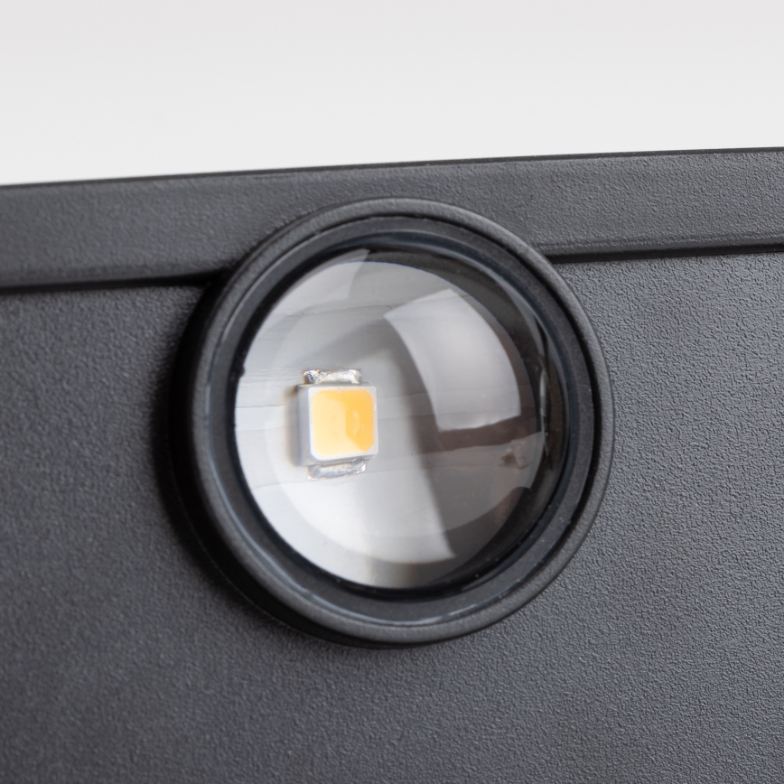 LED Päikesepaneeliga seinavalgusti koos anduriga LED/2W/5V IP54