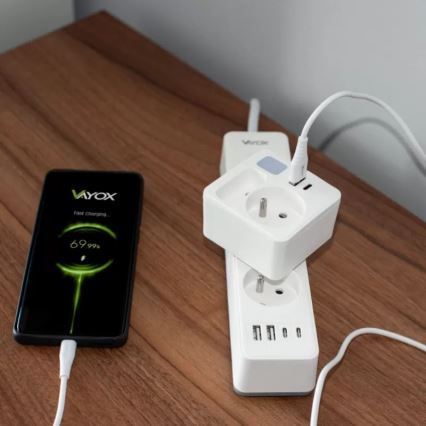 Pistikupesa jagaja 2x + USB-C + USB-A koos LED-valgustusega LED/0,5W/230V 3000K