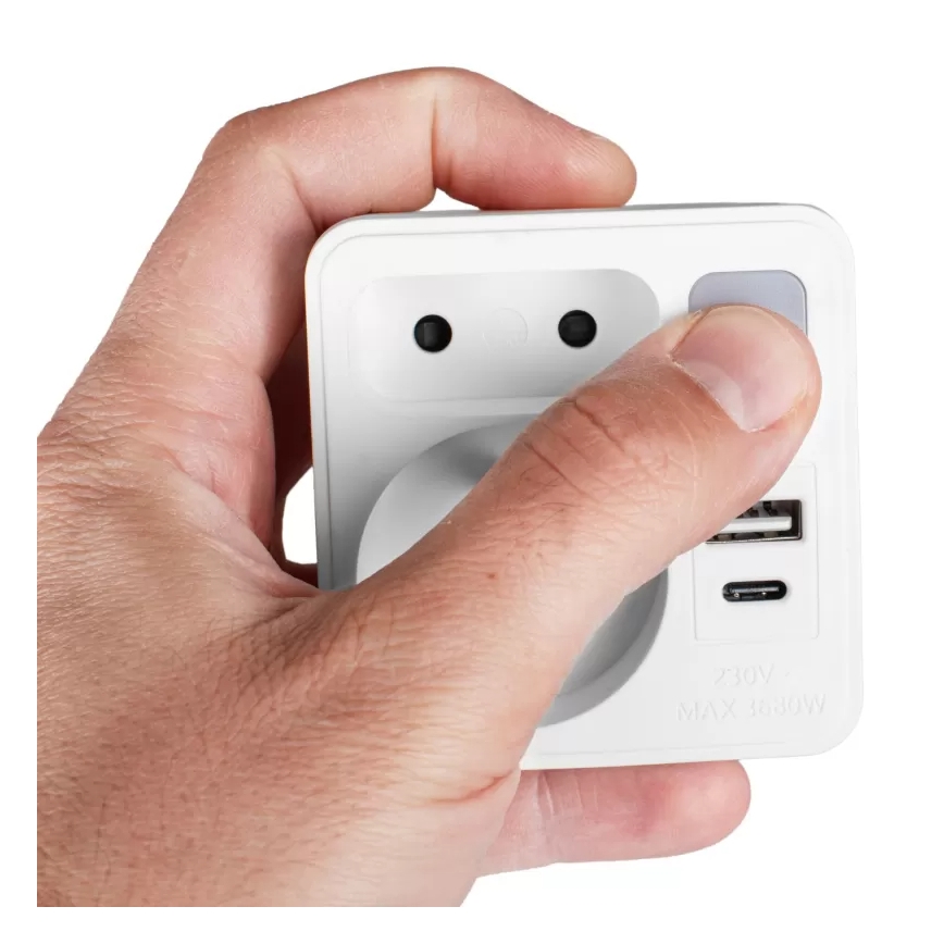 Pistikupesa jagaja 2x + USB-C + USB-A koos LED-valgustusega LED/0,5W/230V 3000K
