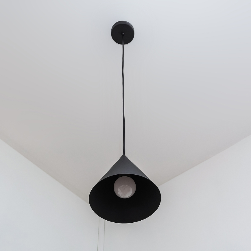 Juhtmega ripplühter ETNA II 1xE27/15W/230V, läbimõõt 18,5 cm, must