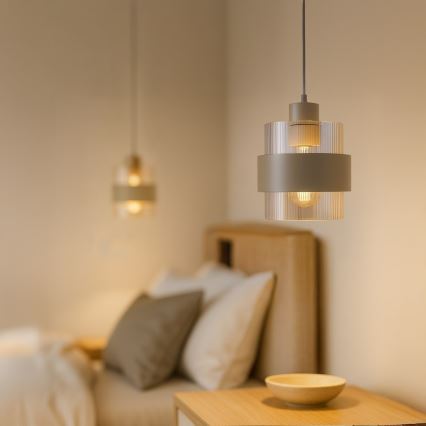 Juhtmel riputatav lühter VALENTINO 1xE27/15W/230V beež/läbipaistev