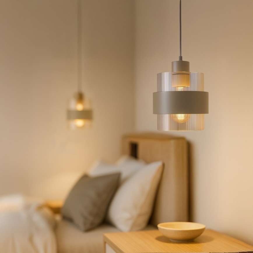 Juhtmel riputatav lühter VALENTINO 1xE27/15W/230V beež/läbipaistev