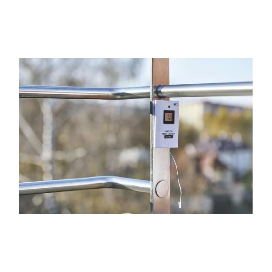Juhtmevaba ilmajaam koos äratuskellaga 5V/3xAAA + 2xAAA must