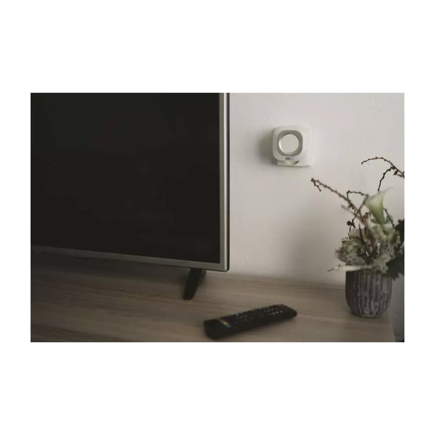 Juhtmevaba uksekell pistikuga 230V + 1xCR2032 IP44 valge