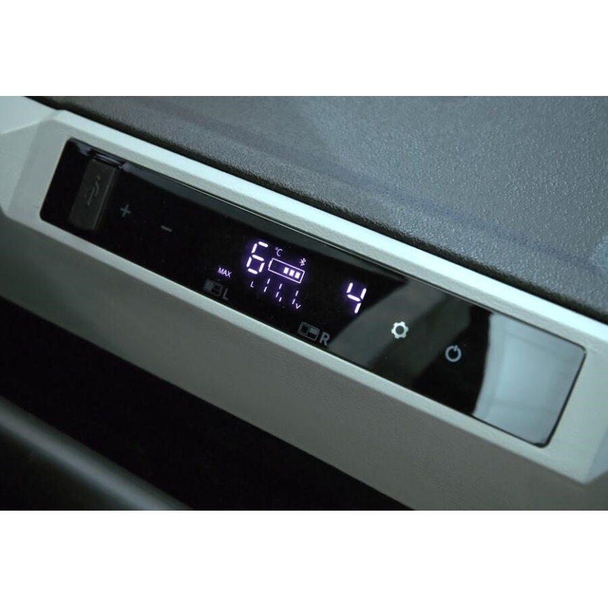 Kaasaskantav kompressoriga autokülmik 230/24/12V