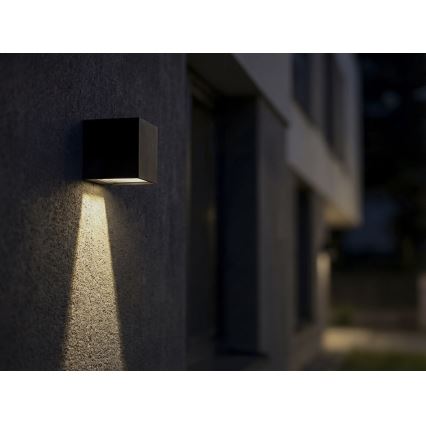 LED-päikesepaneeliga seinavalgusti anduriga REKA LED/6W/3,7V 1800 mAh 3000/4000/6500K IP65 must