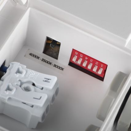 LEd Väli laevalgusti liikumisanduriga BENO LED/24/30W/230V 3000/3500/4000K IP65 valge kandiline