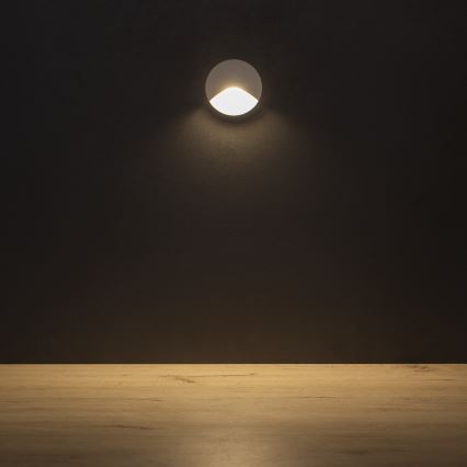 LED-trepi valgusti EXIN LED/2,5W/230V 3000K IP65 valge ümmargune