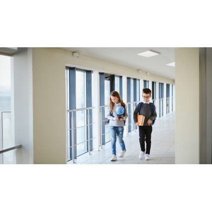 Pinnapealne LED-paneel BLINGO UAIO LED/40W/230V 3000/4000/6500K 60x60 cm CRI 90 UGR19