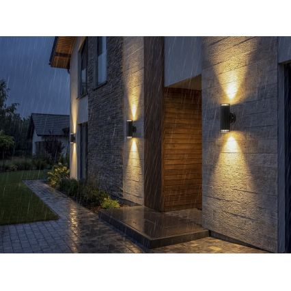 Välisseinale kinnitatav suunavalgusti RADILO 2xGU10/11W/230V IP44 must