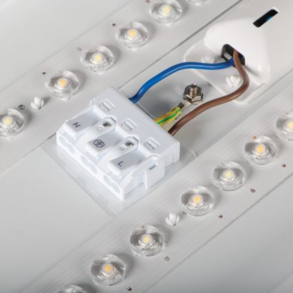 LED Laevalgusti LINCEA LED/15/20/24W/230V 3000/4000/6500K IK08 IP40