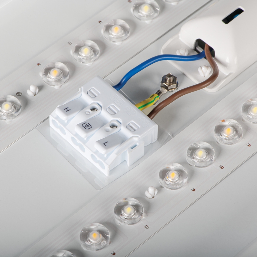 LED Laevalgusti LINCEA LED/15/20/24W/230V 3000/4000/6500K IK08 IP40