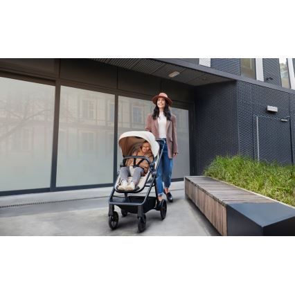 KINDERKRAFT - Universaalne vanker 4-ühes NEWLY Klassikaline beež + turvatool MINK PRO koos alusega ISOFIX