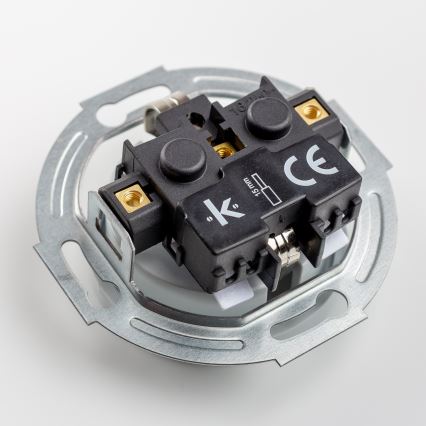 Kliklap - kolmekordne retro seinapistik SCHUKO 230V raamiga, hall