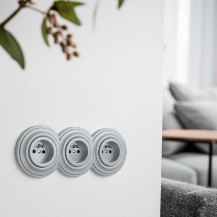 Kliklap - Retro keskne raam hall