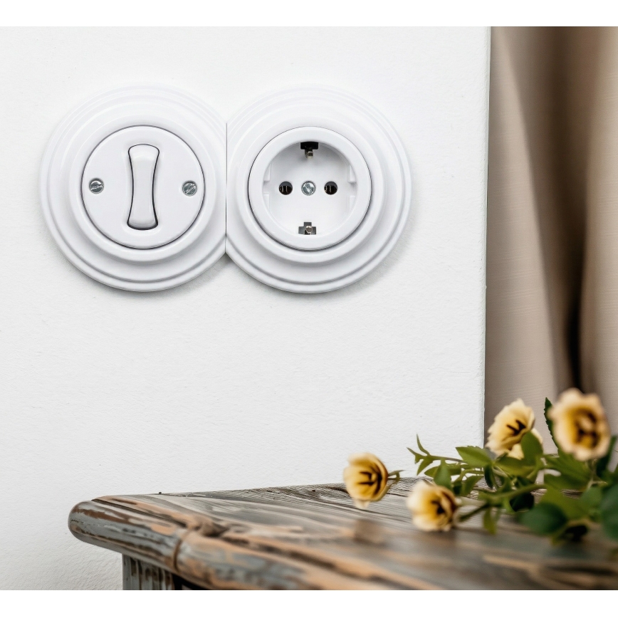 Kliklap - Retro ühepoolne lüliti nr 1 ja SCHUKO 230 V pistikupesa raamiga, lumevalge