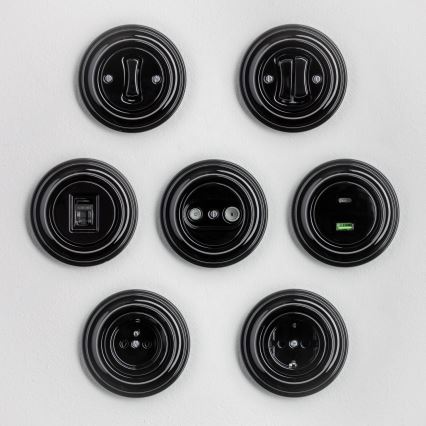 Kliklap - retro USB-pistikupesa (USB-A ja USB-C) raamiga, must
