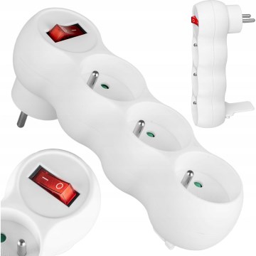 Kolme pistikupesaga voolujaotur lülitiga