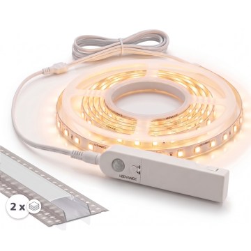 Komplekt 1x LED-riba liikumisanduriga FLEX LED/3,6W/4xAA 2 m + 2x süvistatav profiil 1 m hõbedane/valge