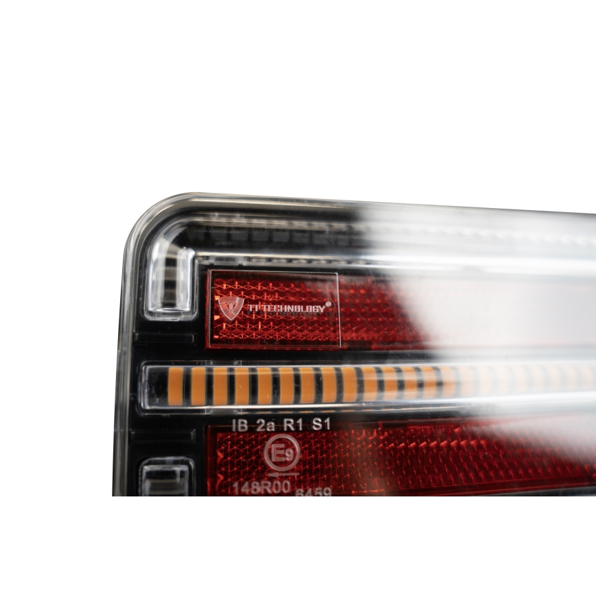 KOMPLEKT 2x LED Juhtmevaba autotuli LED/12-24V Wi-Fi IP67