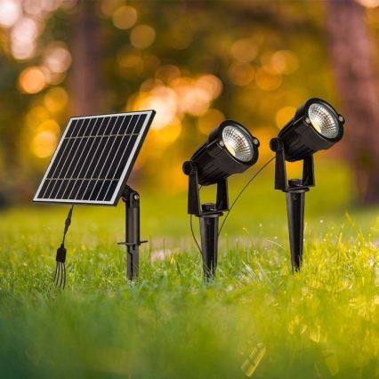 KOMPLEKT 2x LED Päikesepaneeliga välivalgusti 2xLED/1,2W/3,7V IP65 3000K 4000 mAh