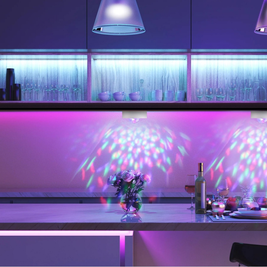 KOMPLEKT 2x LED RGB Hämardatav dekoratiivne valgusti FESTA 3xAAA/4,5V + kaugjuhtimispult
