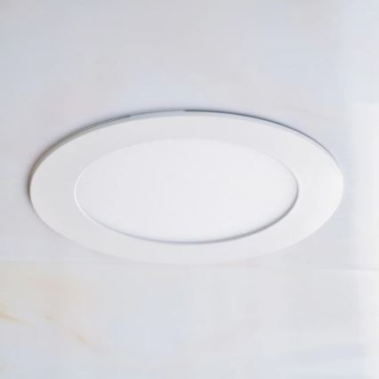 KOMPLEKT 3 x LED Süvistatav vannitoavalgusti MIRO LED/6W/230V IP44