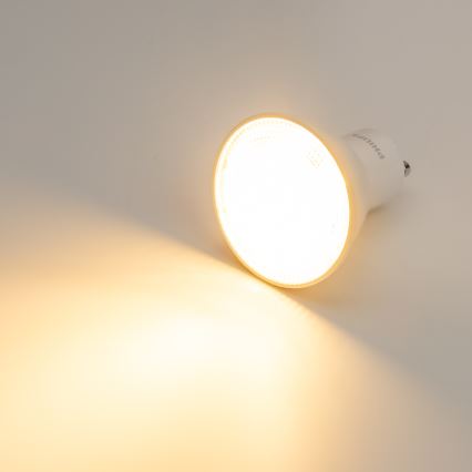 KOMPLEKT 3x LED Pirn Philips GU10/4,7W/230V 2700K