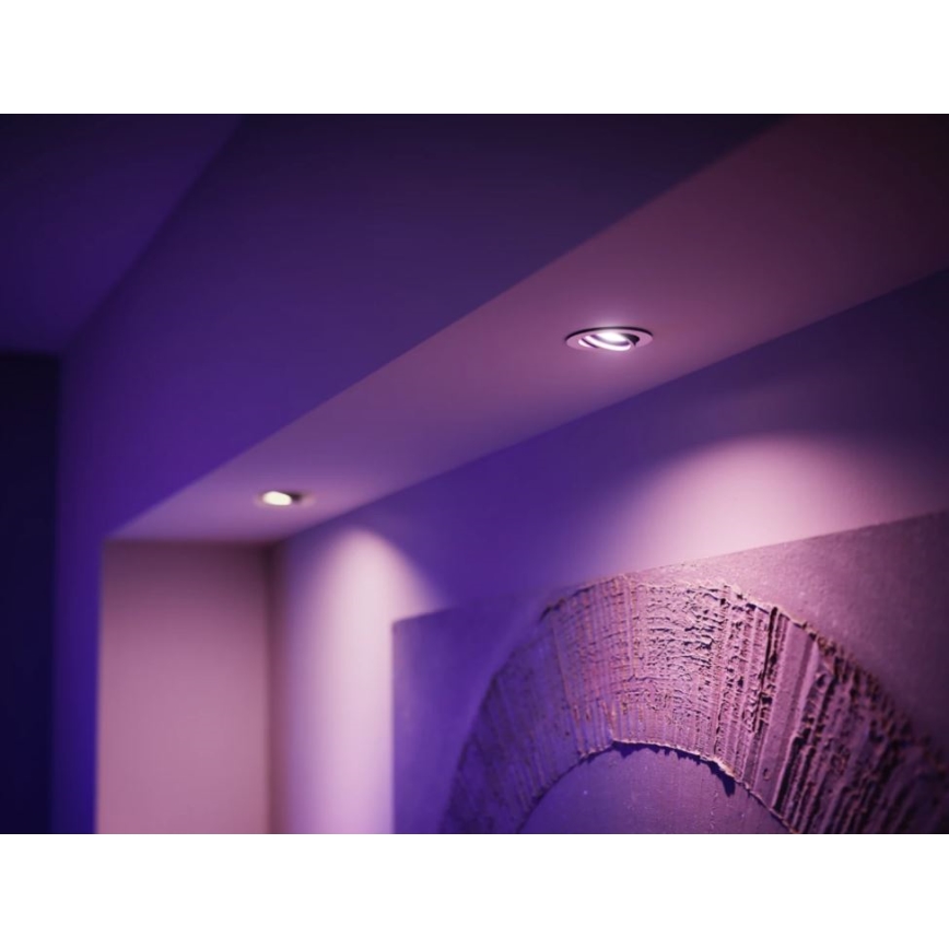 Komplekt 4x hämardatav Philips Hue WHITE AND COLOR AMBIANCE LED RGBW-pirn GU5,3/MR16/6,3W/12V 2000-6500K