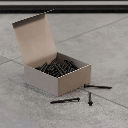 Komplekt 50 tk T25 kruvisid, 12 mm, lakitud mustad