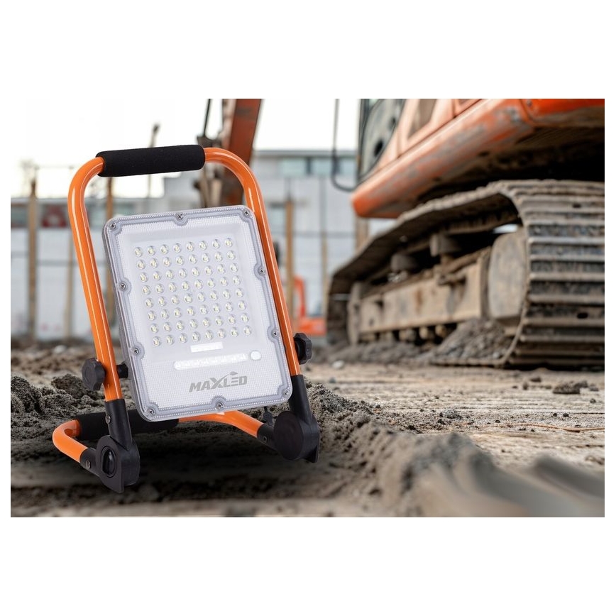 Hämardatav laetav LED-reflektor statiiviga LED/50W/3,2V 4500K 5000 mAh IP65 oranž