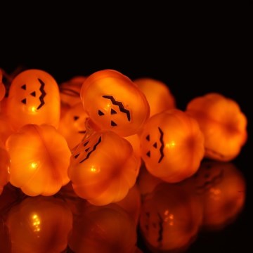 LED dekoratiivne kett HALLOWEEN 20xLED/3xAA/soe valge 3,3m kõrvitsad